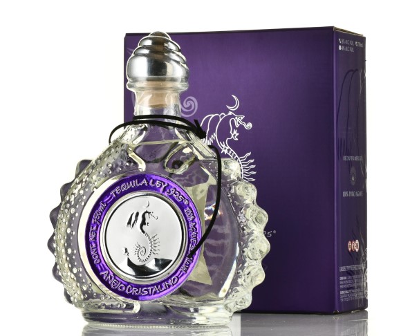 Текила ЛЕЙ 925 Диамант Аньехо Кристалиано Премиум 38% 750мл п/у / интернет-магазин напитков Виноград в Улан-Удэ